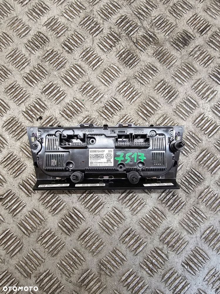 panel przełącznik klimatronic nawiewu 5g0907044dp vw passat b8 - 2