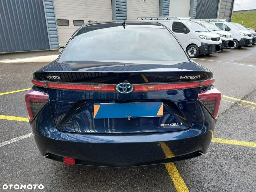 Toyota Mirai - 5