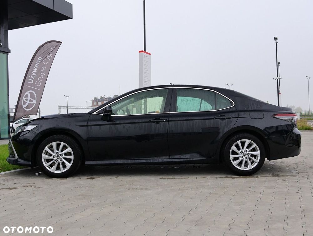 Toyota Camry 2.5 Hybrid Comfort CVT - 4