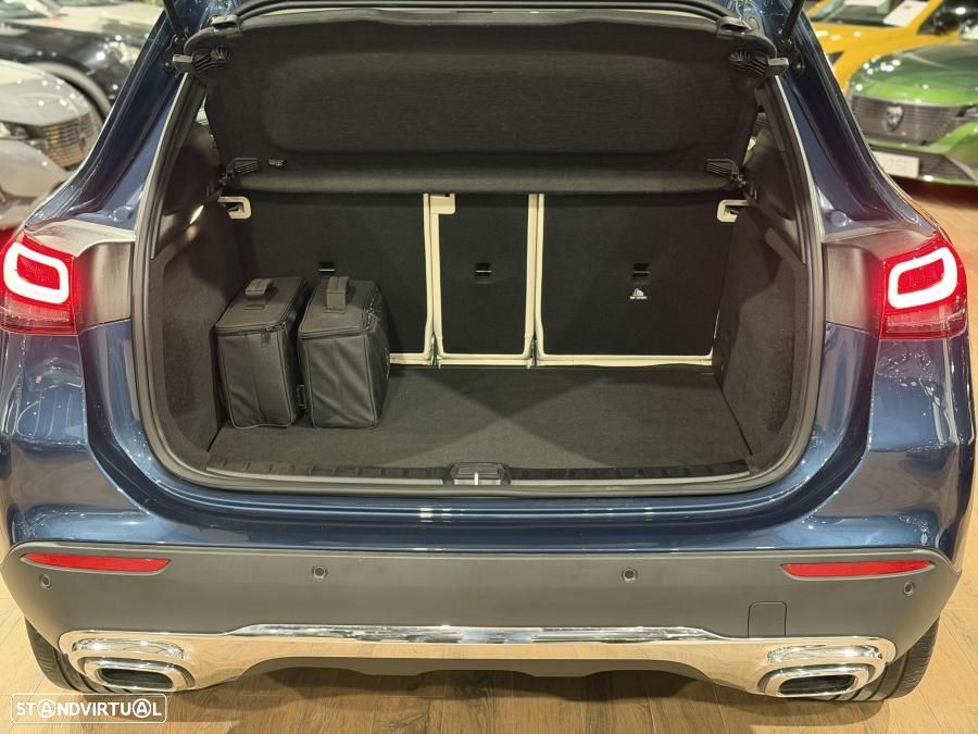 Mercedes-Benz GLA 250 e 8G-DCT Progressive - 34