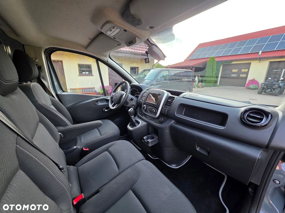 Renault Trafic - 13
