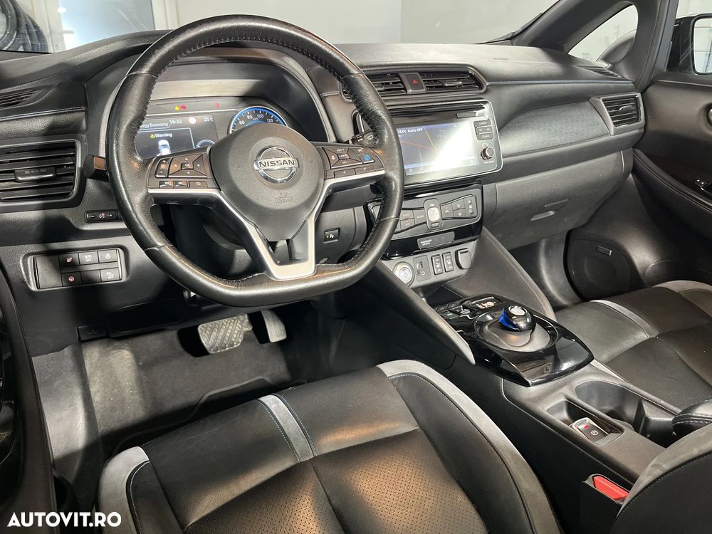 Nissan LEAF Standard - 12