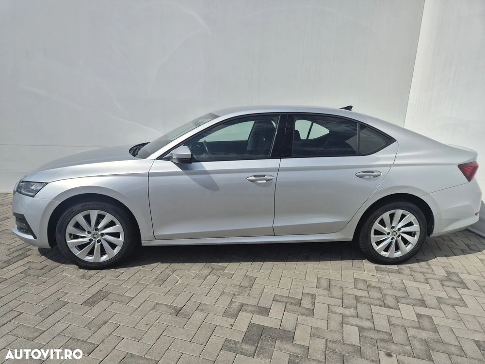 Skoda Octavia 2.0 TDI DSG Ambition - 2