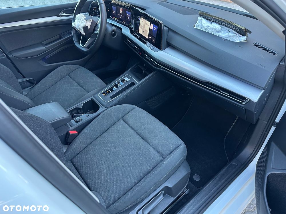 Volkswagen Golf - 21