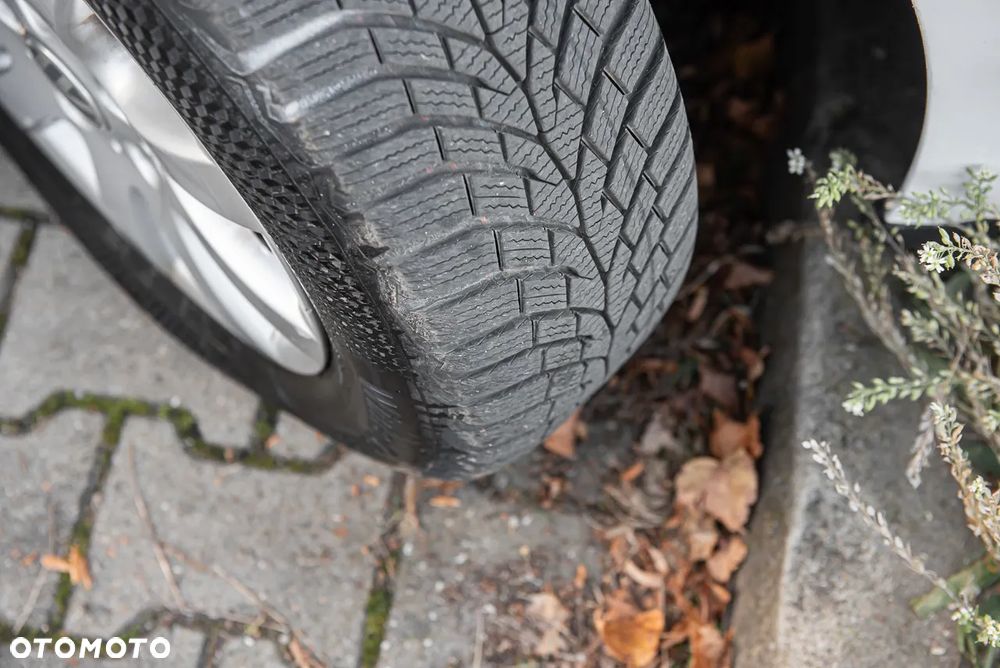 Volkswagen Golf V 2.0 FSI 4Mot Comfortline - 27