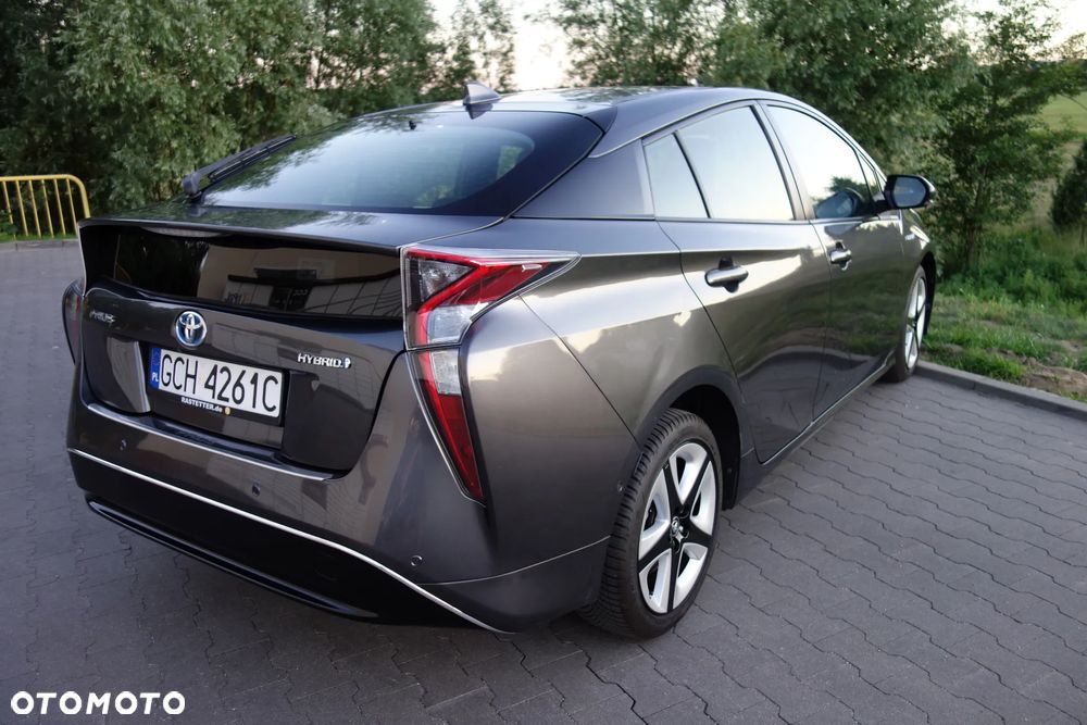 Toyota Prius 1.8 Hybrid Prestige - 6