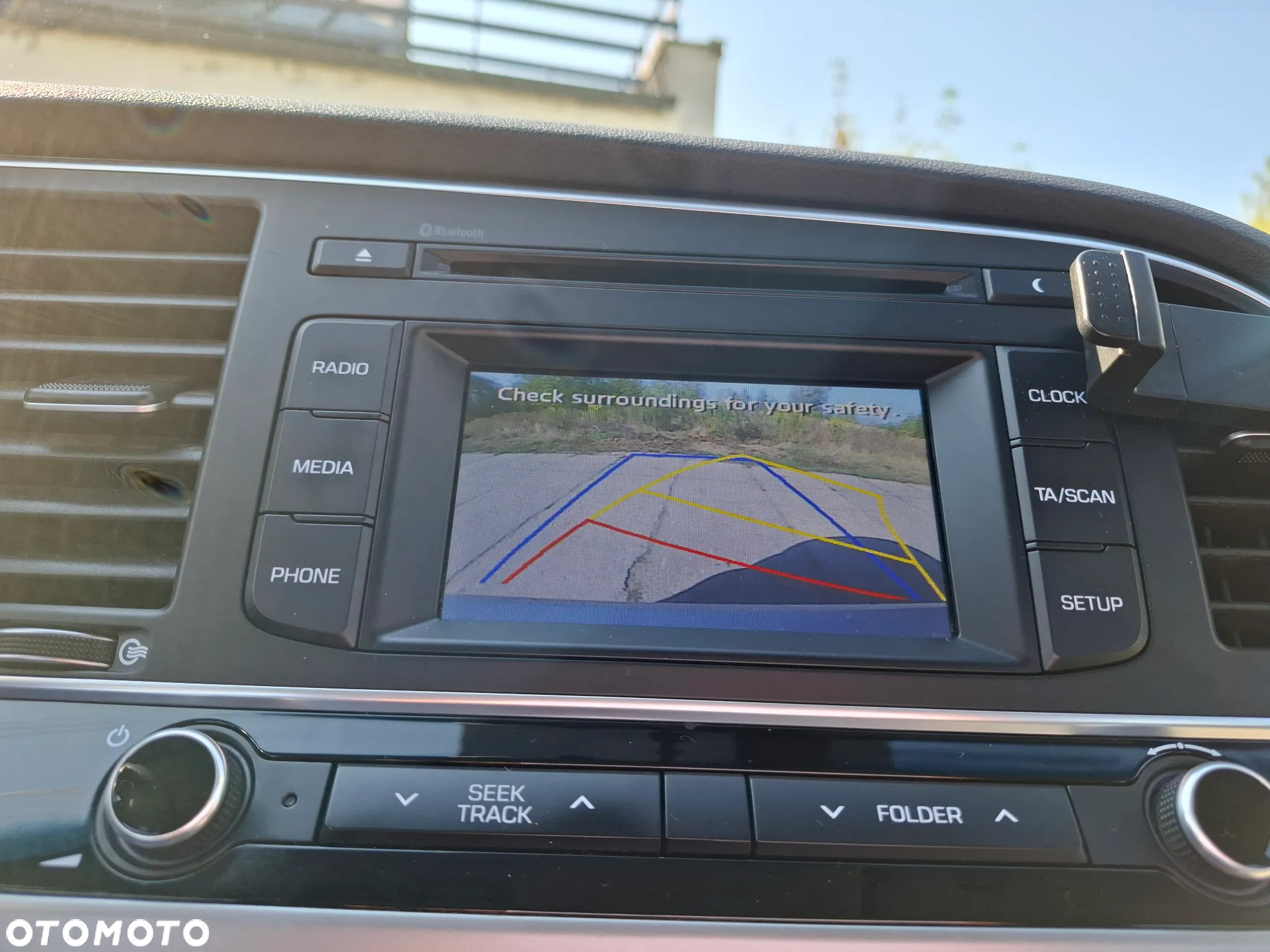 Hyundai Elantra 1.6 CRDi BlueDrive Comfort DCT - 18