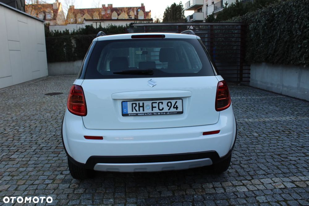 Suzuki SX4 1.6 VVT 4x4 Comfort - 10