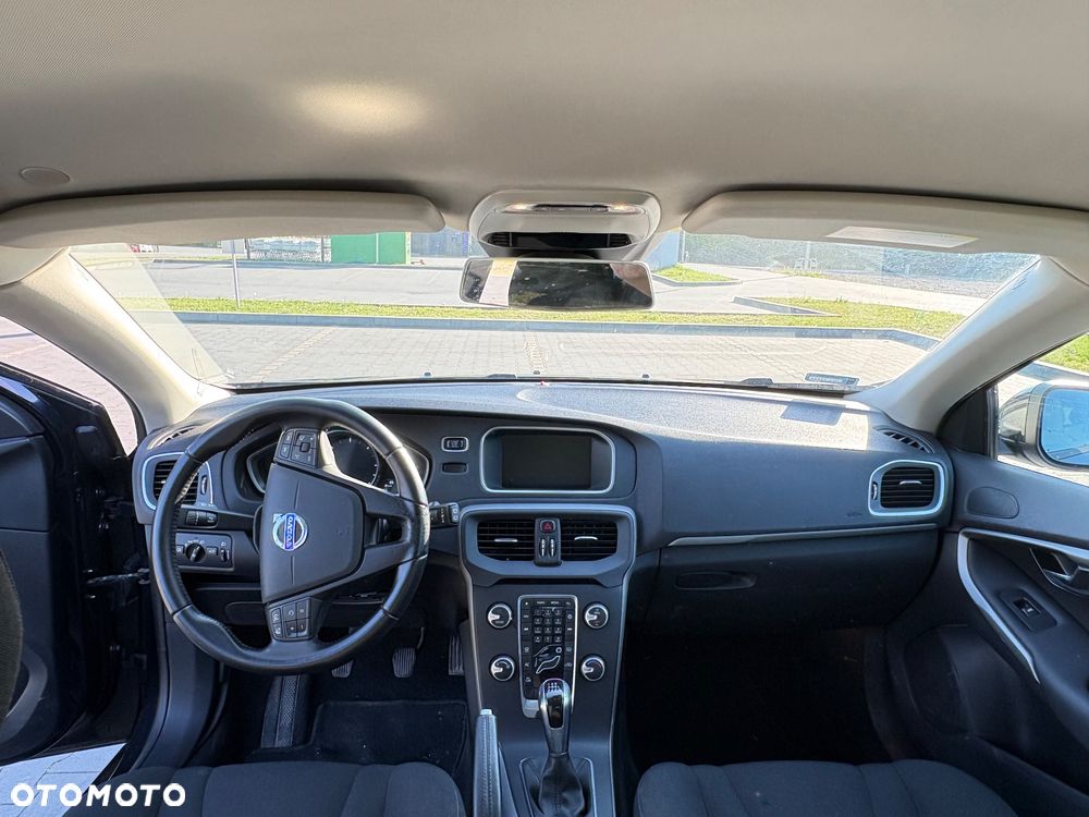 Volvo V40 D2 Kinetic - 7