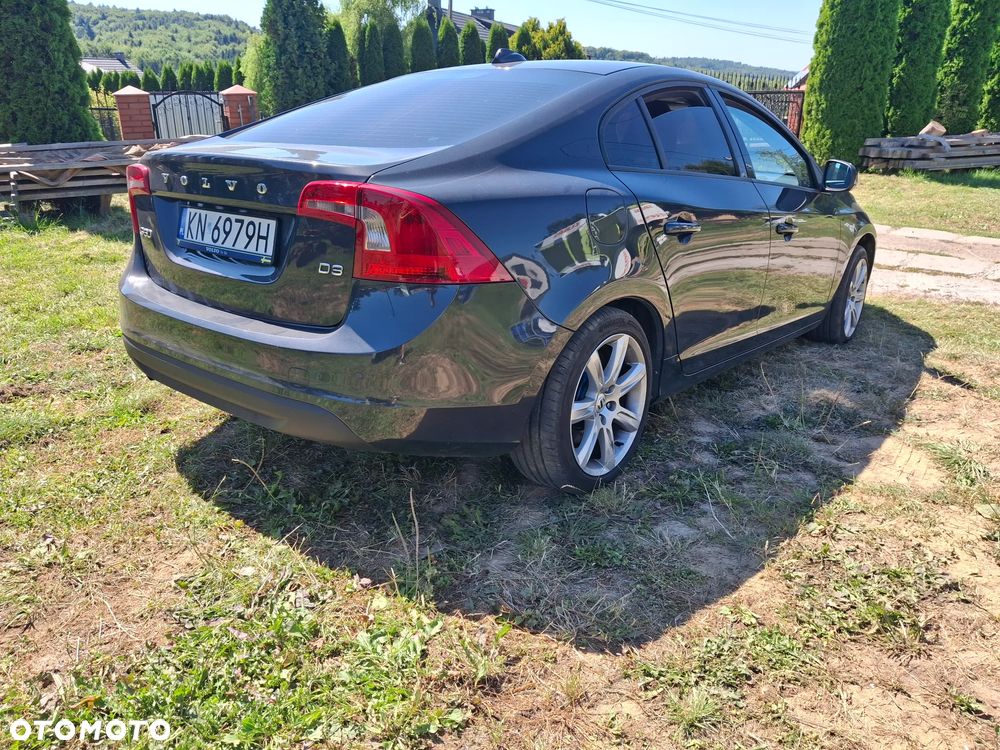 Volvo S60 D3 Momentum - 13