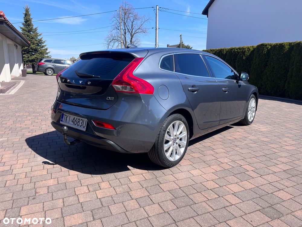 Volvo V40 D2 Summum - 4