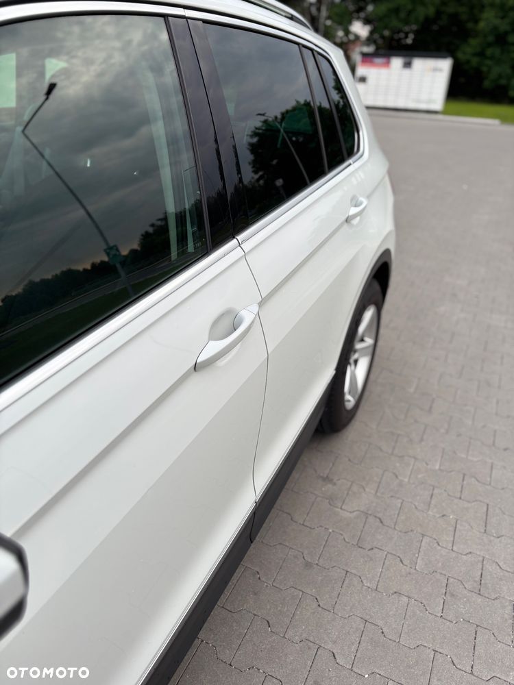 Volkswagen Tiguan - 9