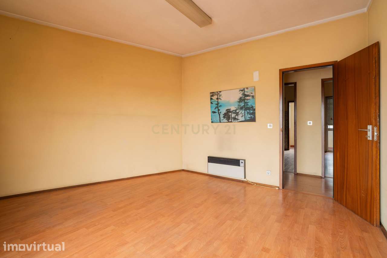 Apartamento T2 em Marinha Grande - Oportunidade Única! - Grande imagem: 4/22