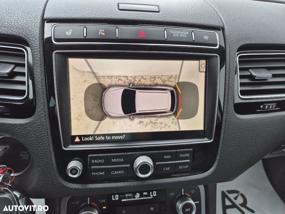 Volkswagen Touareg 3.0 V6 TDI BMT - 22