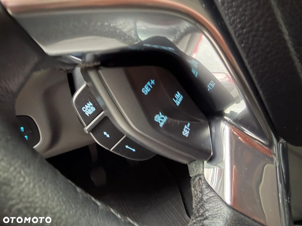 Ford Tourneo Connect Grand - 19