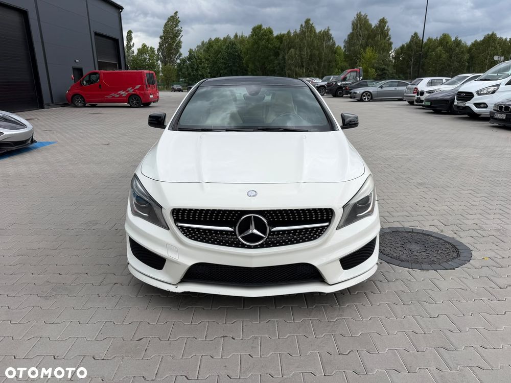 Mercedes-Benz CLA 250 7G-DCT AMG Line - 3