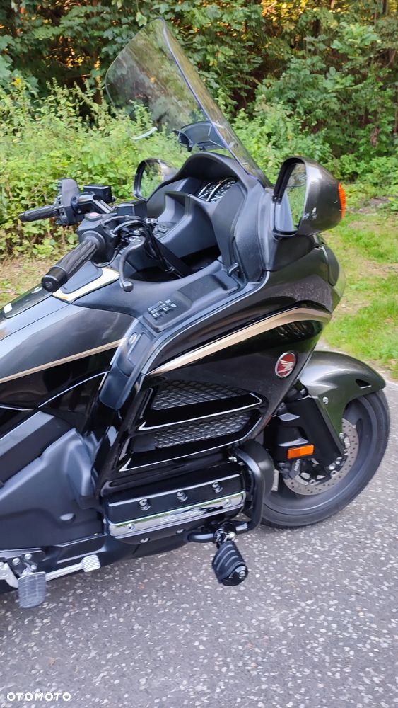 Honda GL - 12