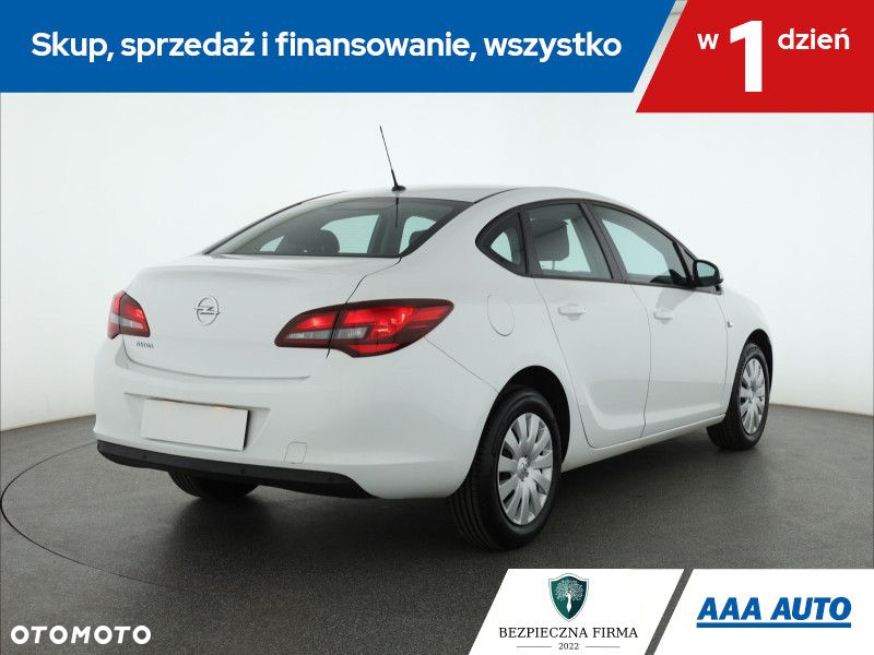 Opel Astra - 6