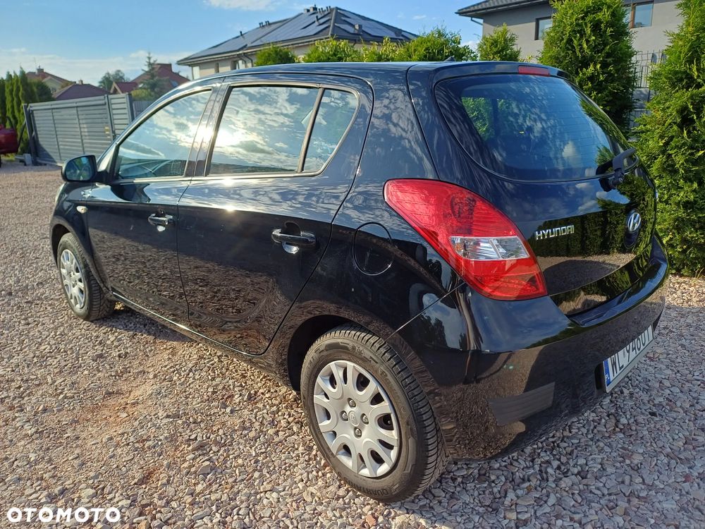 Hyundai i20 1.2 Classic EU5 - 13