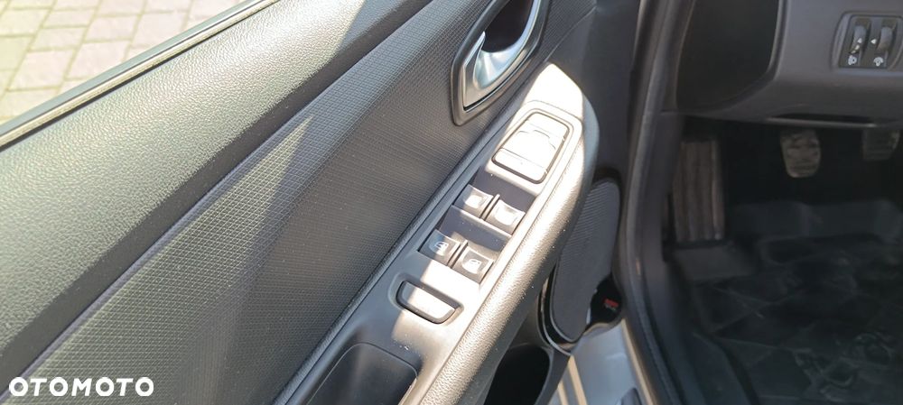 Renault Clio 1.2 16V 75 Dynamique - 16