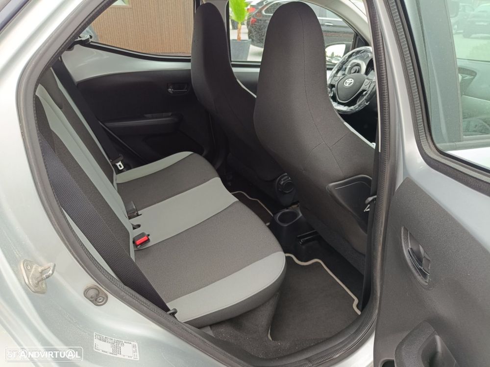 Toyota Aygo - 11
