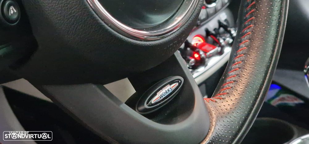 MINI Clubman Cooper SD Sport Edition Auto Desportiva - 12