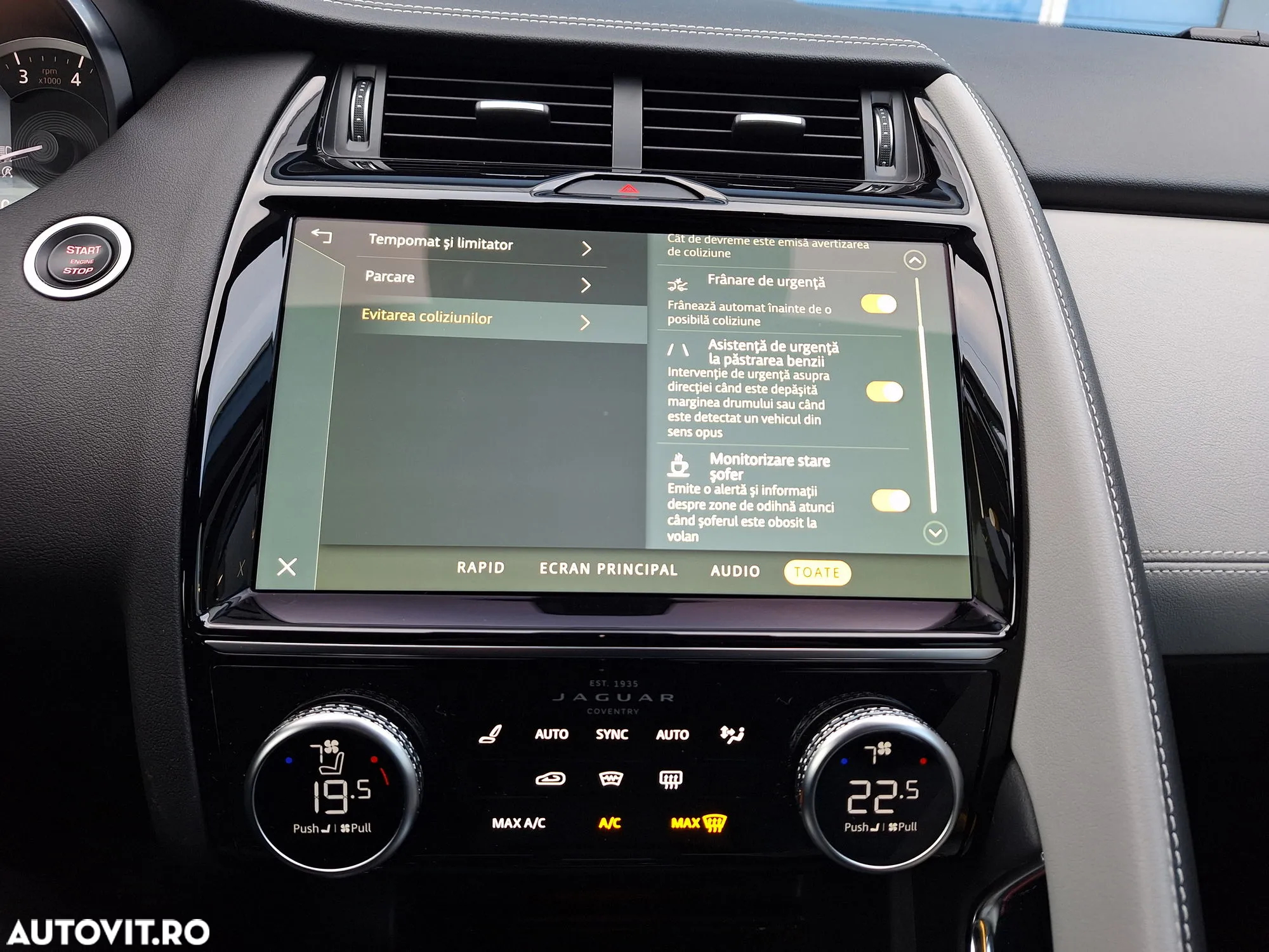 Jaguar E-Pace P200 AWD R-Dynamic - 27