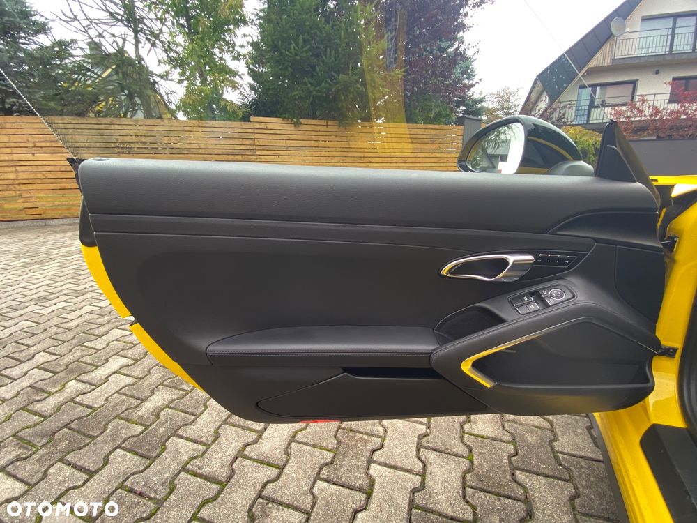Porsche 911 Carrera 4S PDK - 8