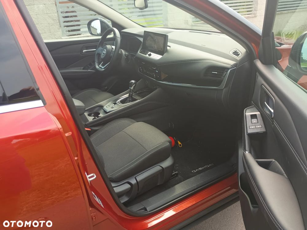 Nissan Qashqai 1.3 DIG-T MHEV N-Connecta - 16
