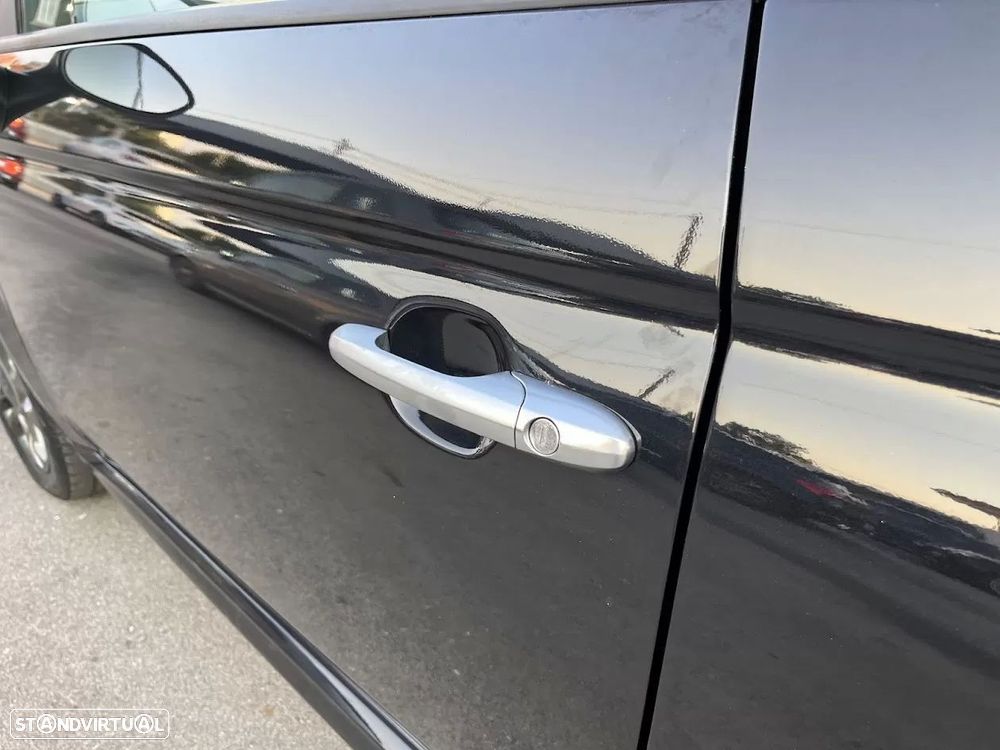 Fiat 500 1.0 Hybrid Connect - 37