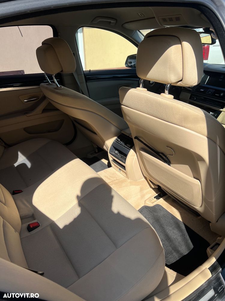 BMW Seria 5 520d Sport-Aut. - 8