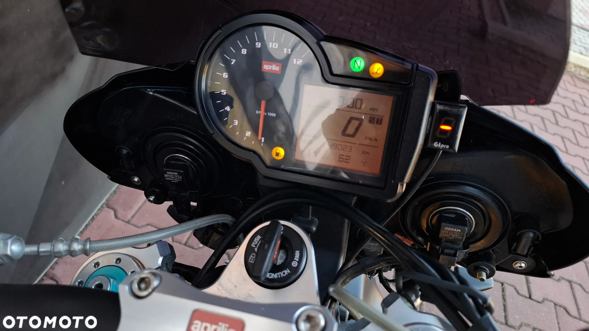 Aprilia RSV - 16