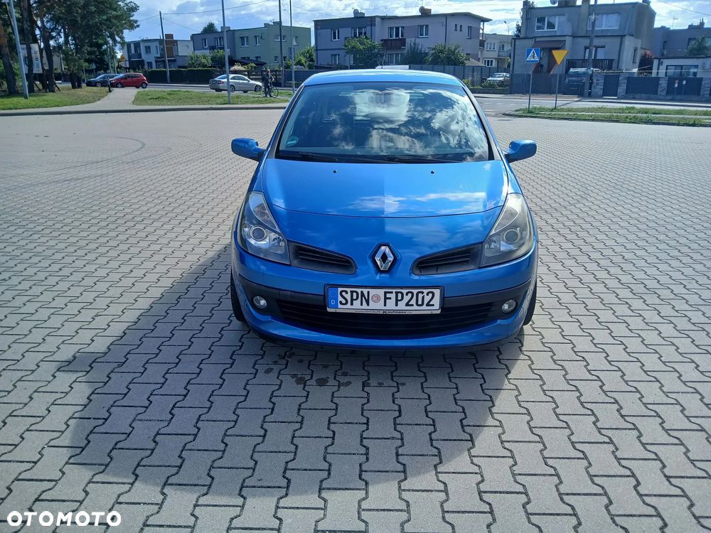 Renault Clio - 1