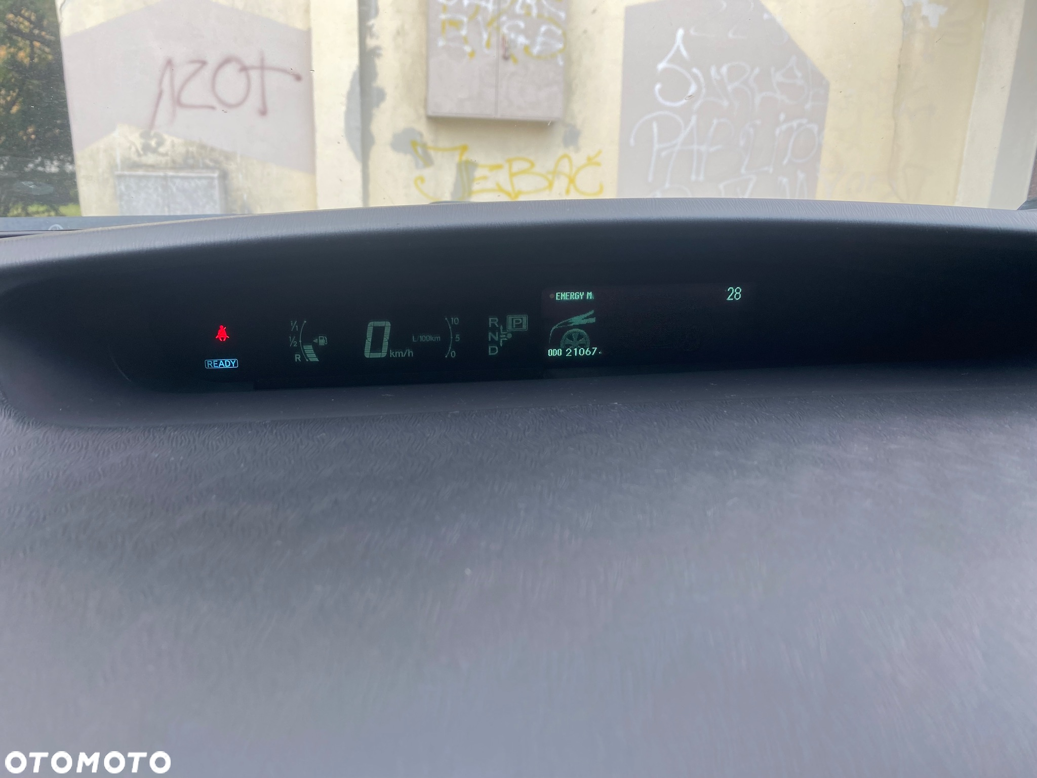 Toyota Prius - 14
