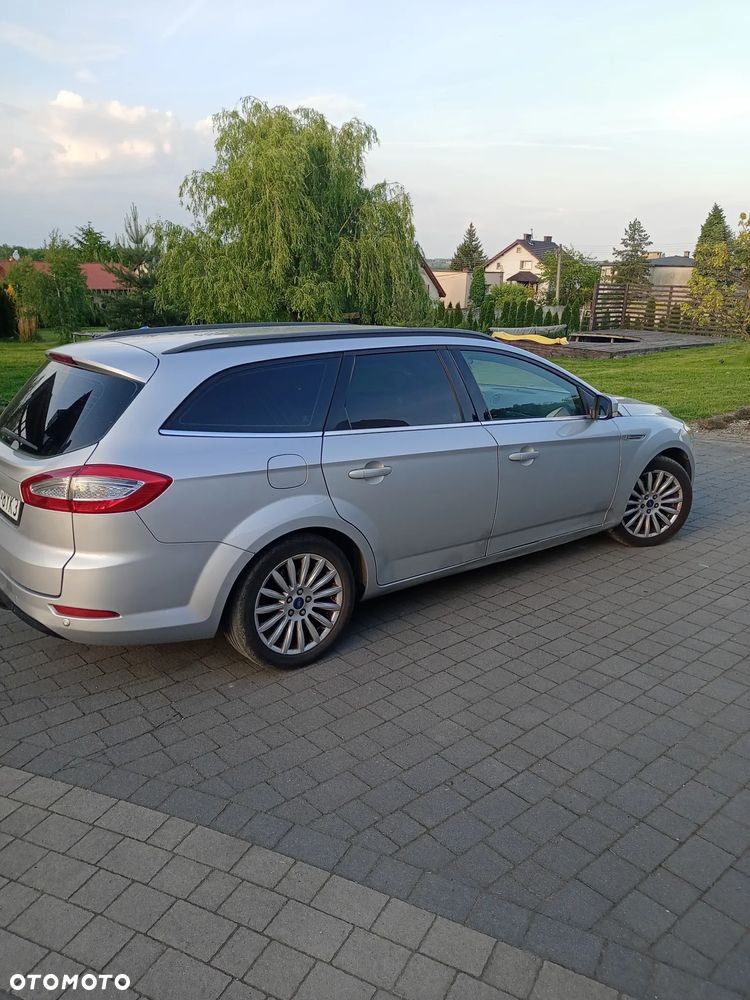 Ford Mondeo 2.0 TDCi Ambiente - 3