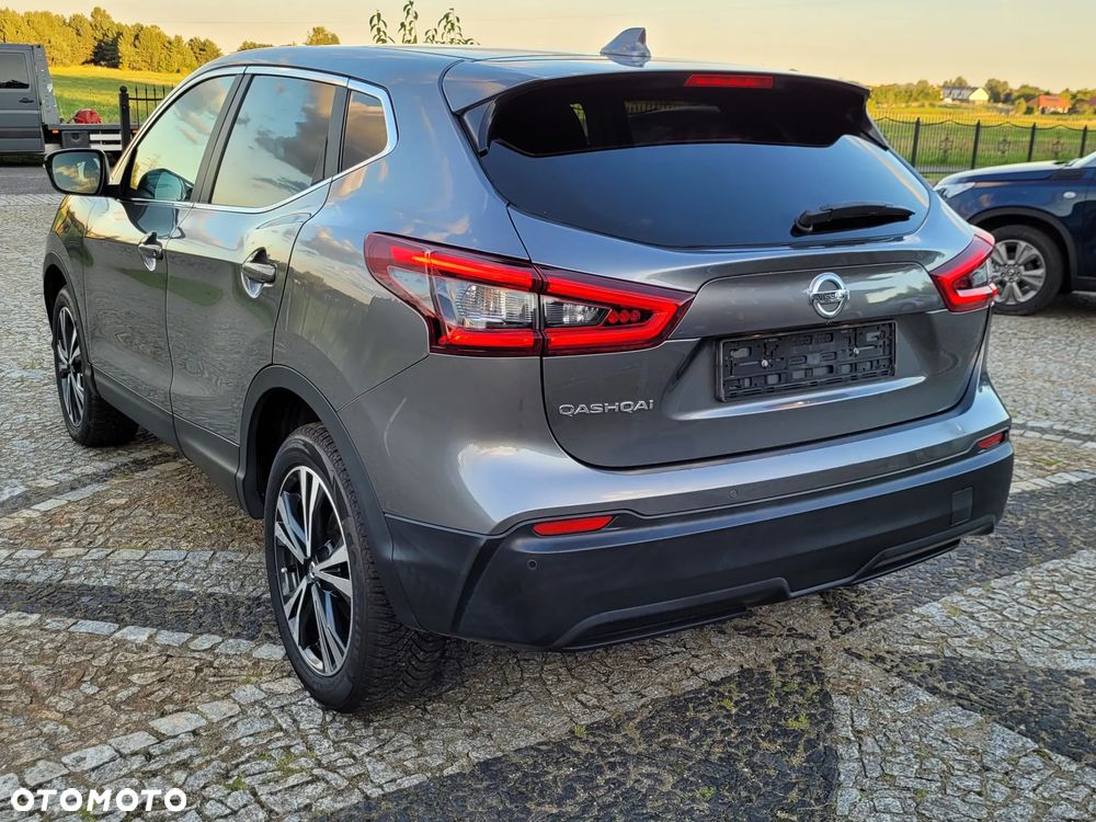 Nissan Qashqai 1.2 DIG-T N-Connecta EU6 - 4