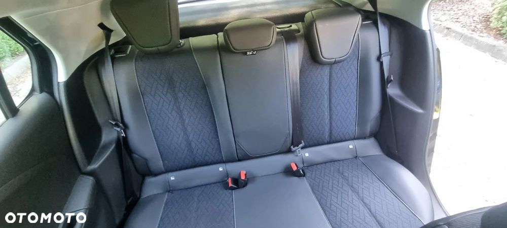 Opel Corsa 1.5 D Elegance S&S - 24