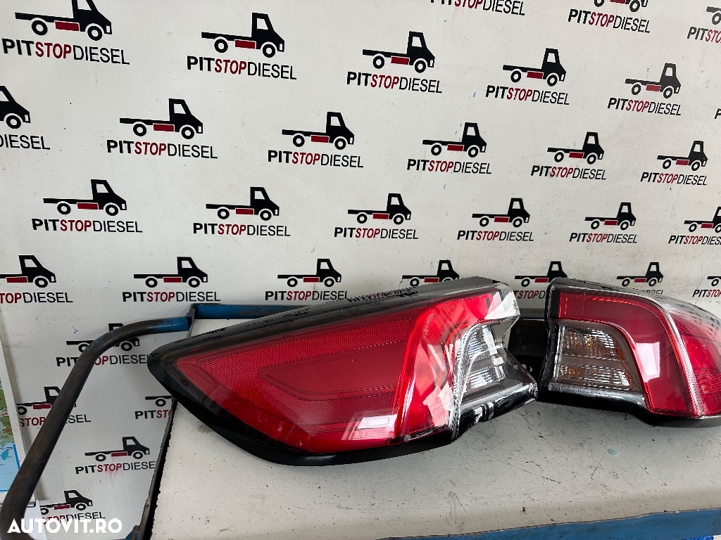 Stopuri Stop stângă dreapta FORD KUGA 3 2019 2020 2021 LV4B13404BF LV4B13405BF - 2