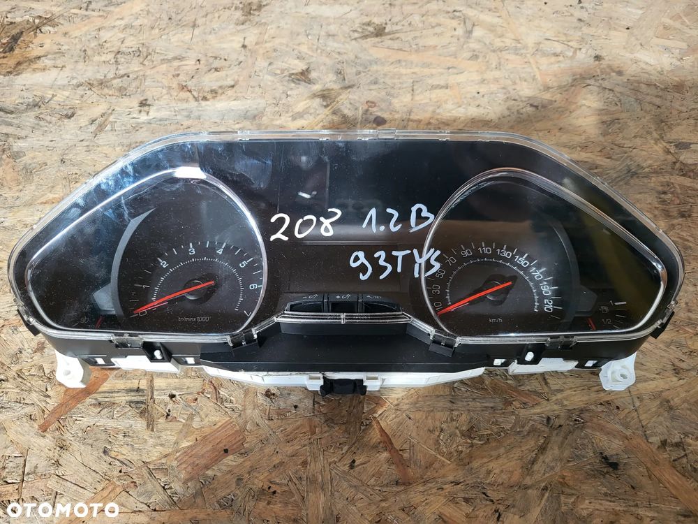 Licznik Peugeot 208 1.2 VTI - 1