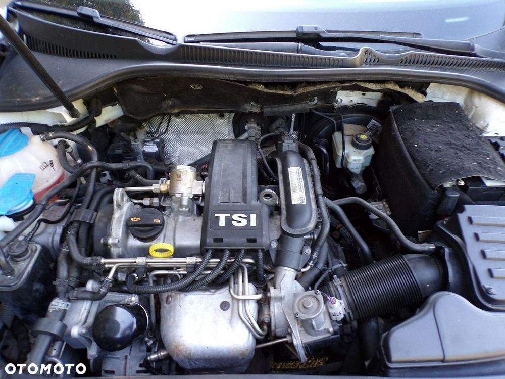 Volkswagen Golf - 28