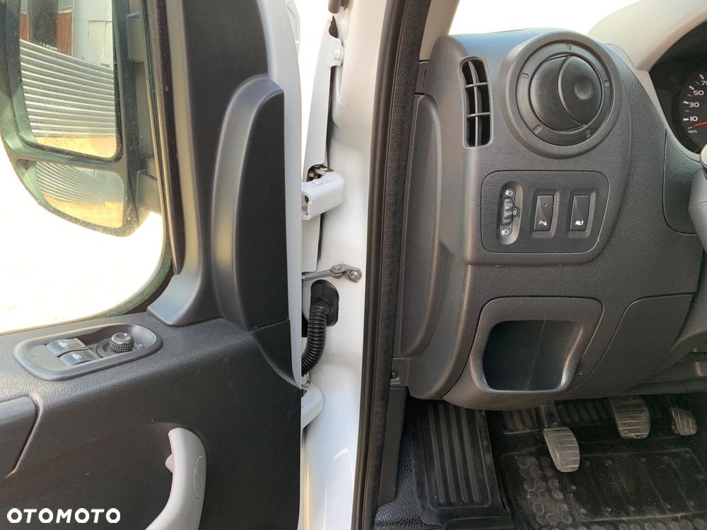Renault Master - 19