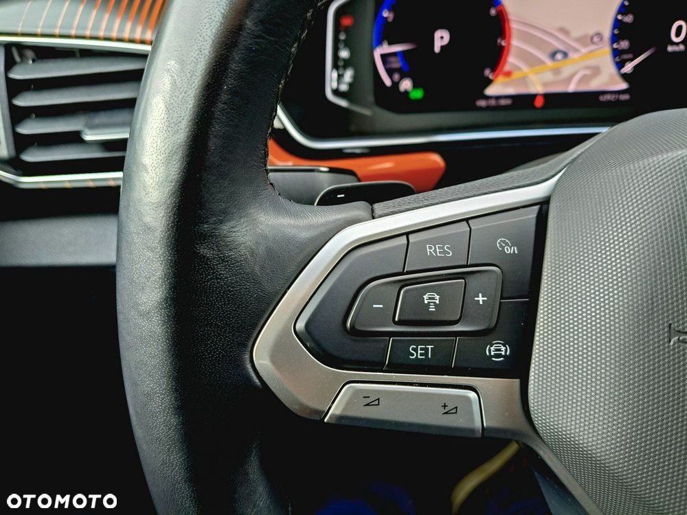 Volkswagen T-Cross - 10