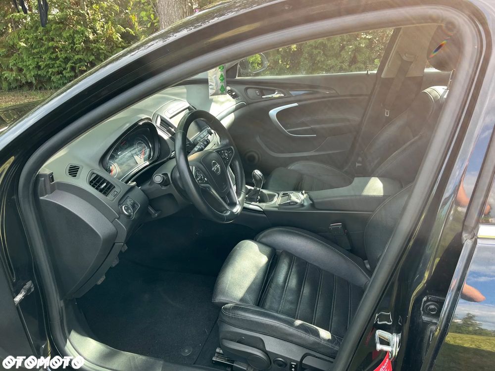 Opel Insignia - 11