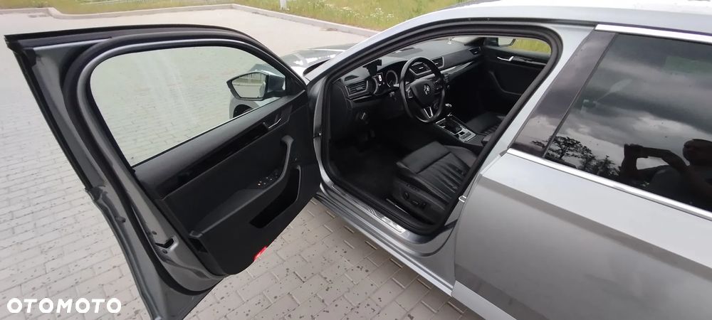 Skoda Superb 2.0 TDI 4x4 L&K DSG - 14