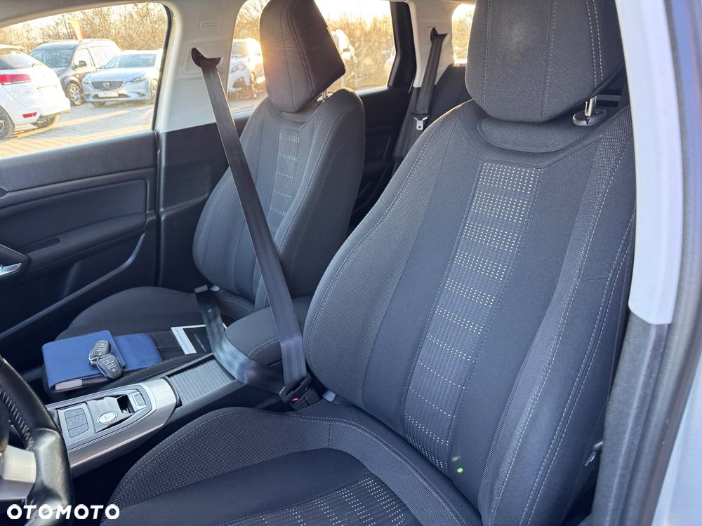 Peugeot 308 BlueHDi FAP 120 EAT6 Stop & Start Allure - 15