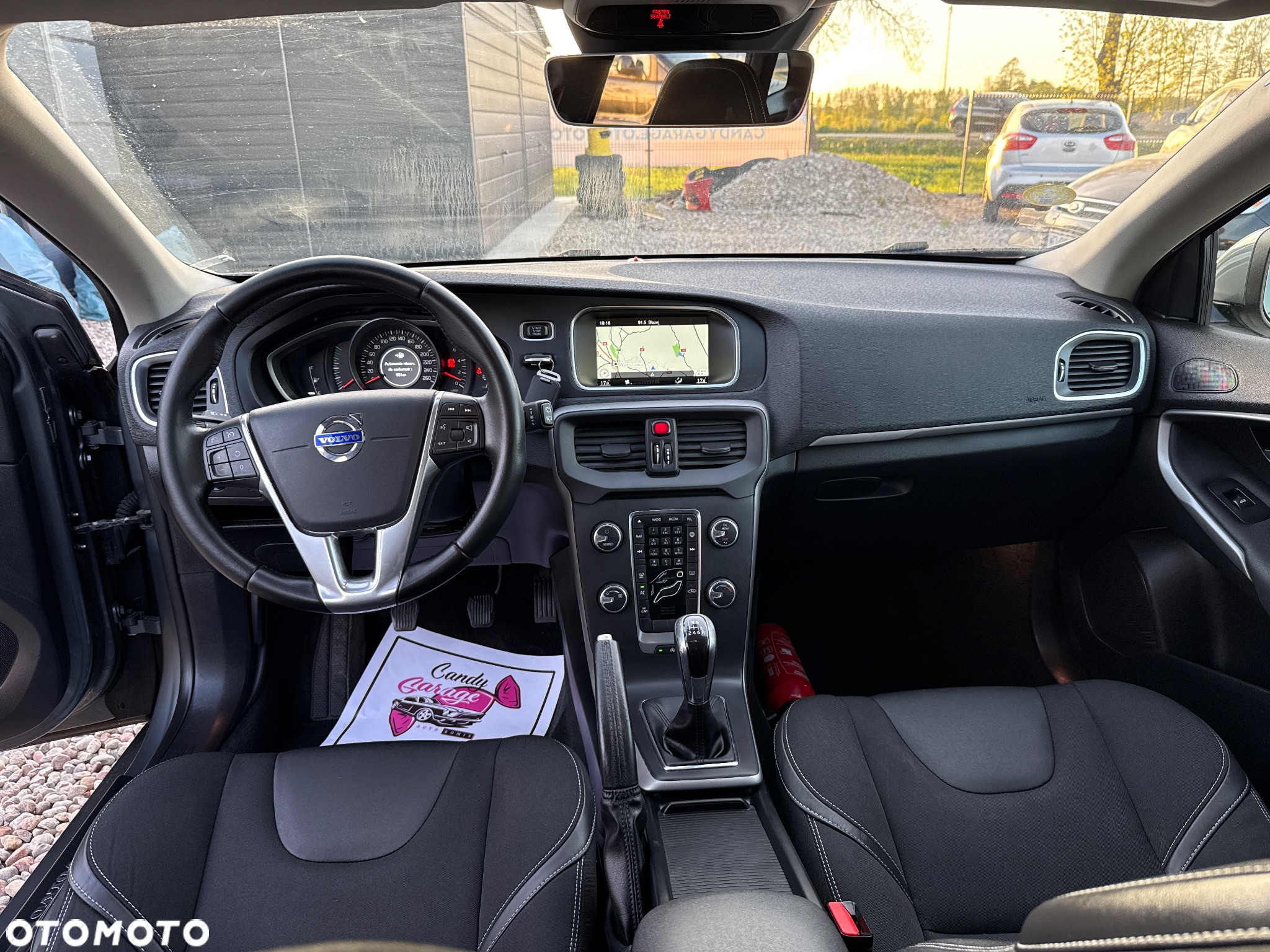Volvo V40 D2 Drive-E Momentum - 6