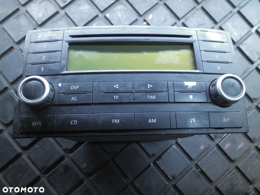 VW TOUAREG RADIO MEDIA ODTWARZACZ 7L6035195A - 1