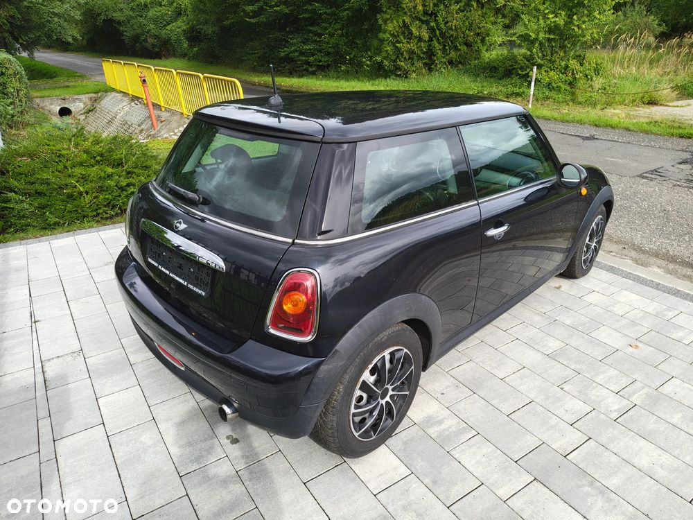 MINI ONE - 4