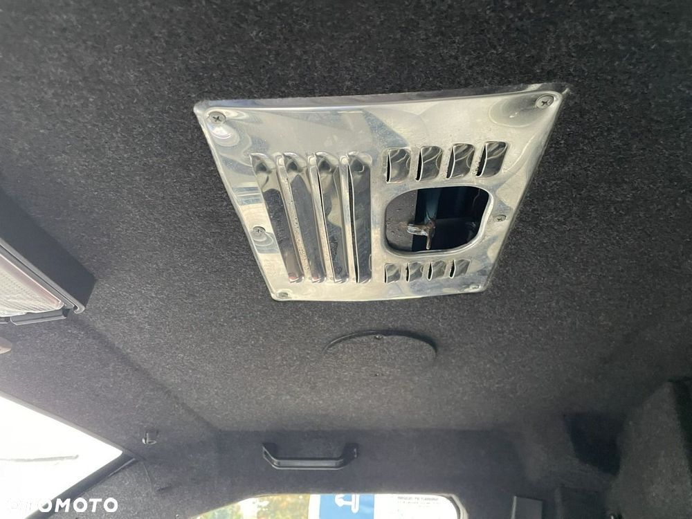 Volkswagen Transporter - 18
