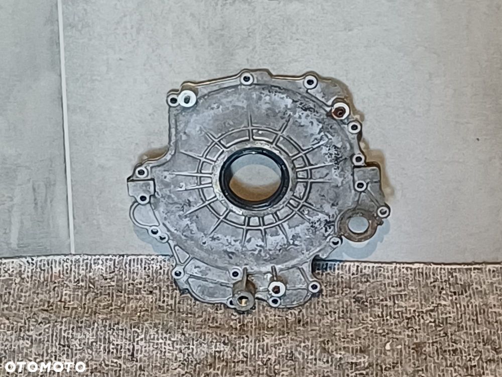 NR 68 Obudowa osłona rozrządu Audi A8 D3 4,0TDI 057103153M - 3